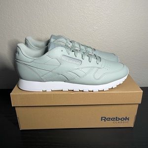 Reebok shoes